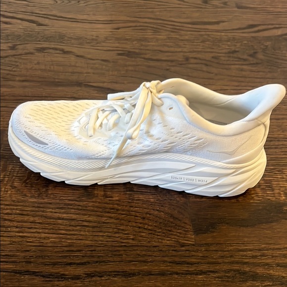 HOKA Women's Clifton 9 Running Shoes - Picture 6 of 11